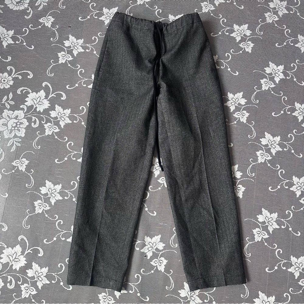 Aritzia The Group Babaton Jimmy Pant
Sz XXS